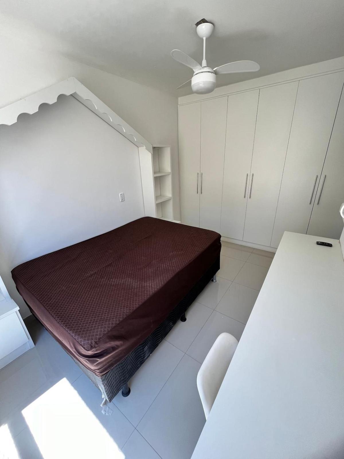 - 4 Quartos E 2 Com Ar Quiosque 16 *